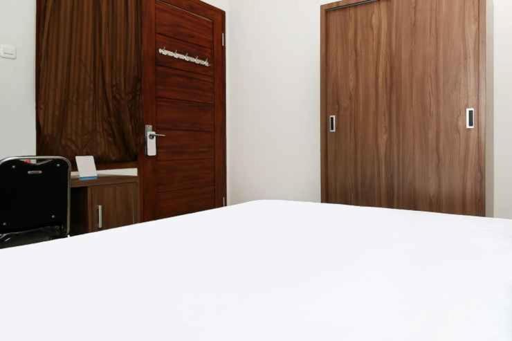 Cah Ayu Guest House Malang Exterior foto