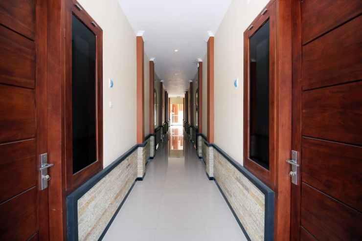 Cah Ayu Guest House Malang Exterior foto