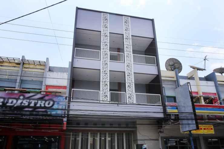 Cah Ayu Guest House Malang Exterior foto